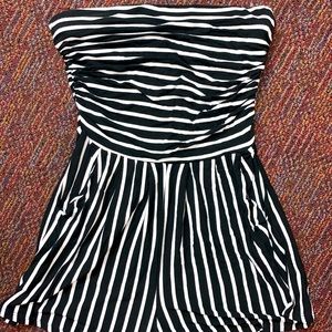 Striped Romper with pockets